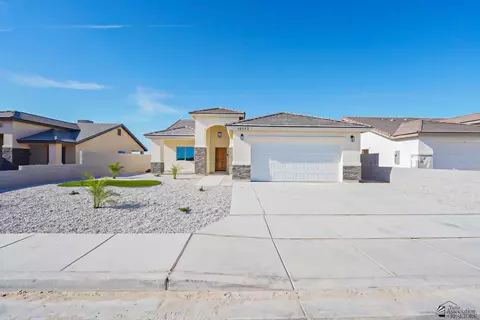 10552 E 45 St, Yuma, AZ 85367