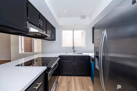 Kitchen - 1409 W Hillside Pl, Yuma, AZ 85364 photo 2 of 3