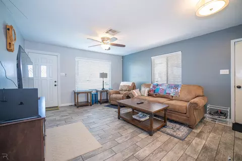 Living - 13595 E 55 St, Yuma, AZ 85367 photo 1 of 1