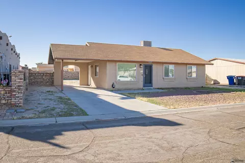 Exterior - 13595 E 55 St, Yuma, AZ 85367 photo 2 of 5