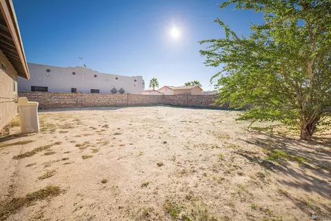 Exterior - 13595 E 55 St, Yuma, AZ 85367 photo 3 of 5