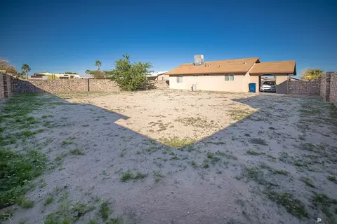 Exterior - 13595 E 55 St, Yuma, AZ 85367 photo 5 of 5
