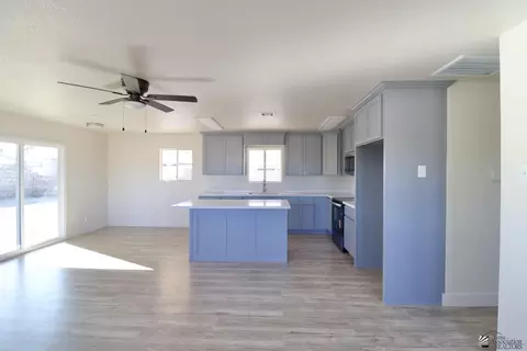 Living - 12455 E Tanja Dr, Yuma, AZ 85367 photo 2 of 2