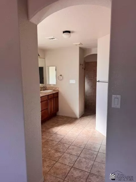 Entry Way - 11607 E 25 Pl, Yuma, AZ 85367 photo 3 of 3