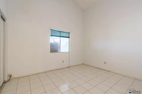 Bedroom - 1924 E 26 Pl, Yuma, AZ 85365 photo 5 of 6