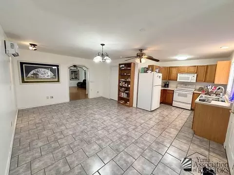 13253 E 41 Dr, Yuma, AZ 85367 photo 3