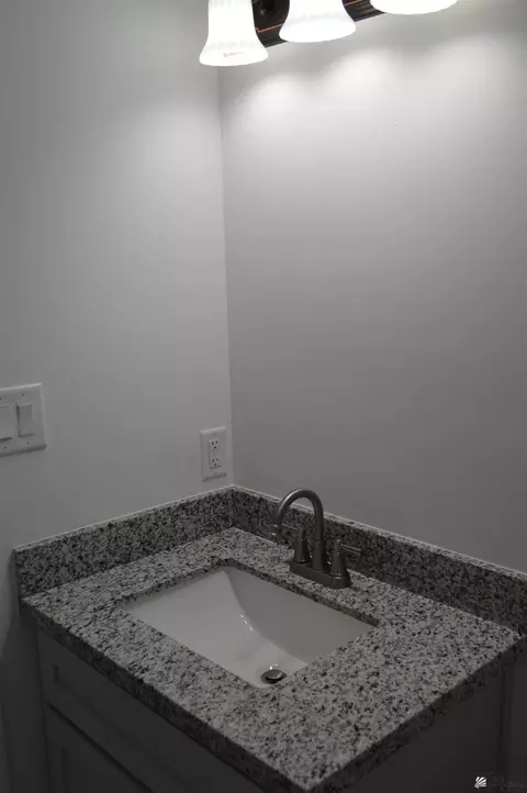 Bath - 13122 E 55 Ln, Yuma, AZ 85367 photo 4 of 4