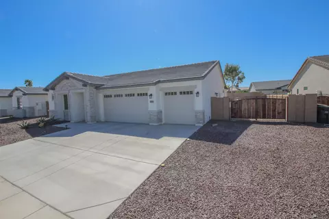 Exterior - 11743 E 26 St, Yuma, AZ 85367 photo 3 of 6