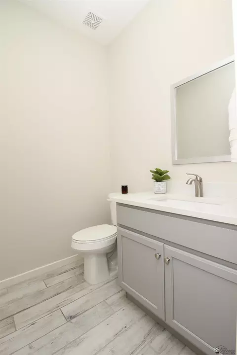 Bath - 11743 E 26 St, Yuma, AZ 85367 photo 5 of 5
