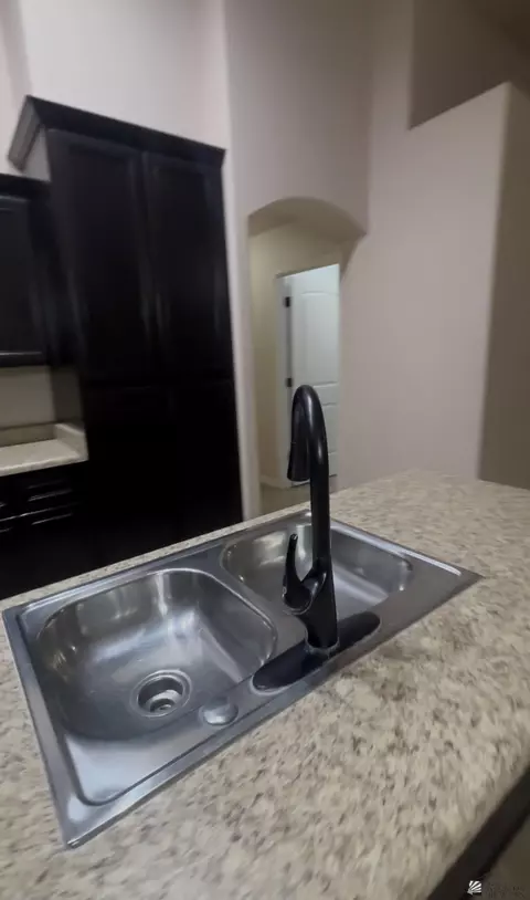 Kitchen - 207 E 12 Pl, Somerton, AZ 85350 photo 3 of 4
