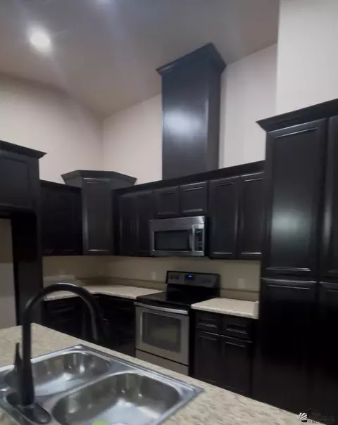 Kitchen - 207 E 12 Pl, Somerton, AZ 85350 photo 4 of 4