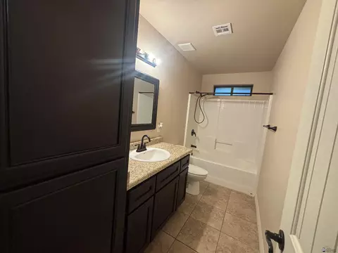 Bath - 207 E 12 Pl, Somerton, AZ 85350 photo 1 of 8