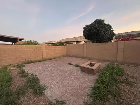 Exterior - 207 E 12 Pl, Somerton, AZ 85350 photo 5 of 6