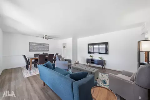 Living - 2169 E 25 St, Yuma, AZ 85365 photo 2 of 5