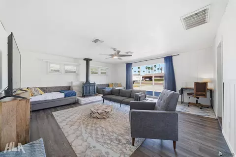 Living - 2169 E 25 St, Yuma, AZ 85365 photo 4 of 5