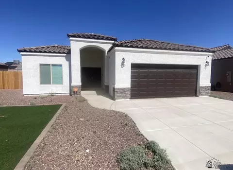 4790 E Los Olivos Dr, San Luis, AZ 85336
