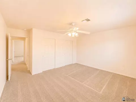 Bedroom - 8625 E 24 Ln, Yuma, AZ 85365 photo 2 of 7