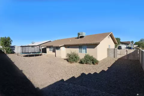 Exterior - 8625 E 24 Ln, Yuma, AZ 85365 photo 2 of 4