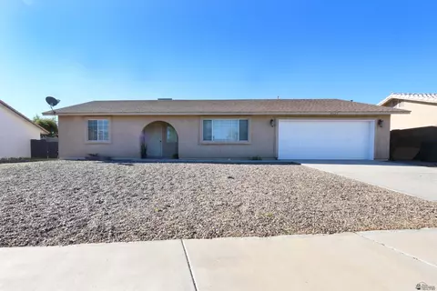 Exterior - 8625 E 24 Ln, Yuma, AZ 85365 photo 3 of 4