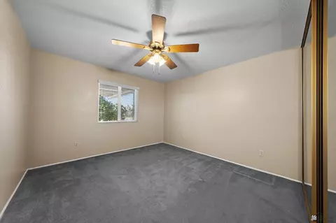 Bedroom - 1420 E Sunset Ct, Yuma, AZ 85364 photo 4 of 5