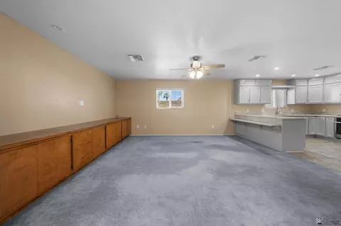 Living - 1420 E Sunset Ct, Yuma, AZ 85364 photo 2 of 4