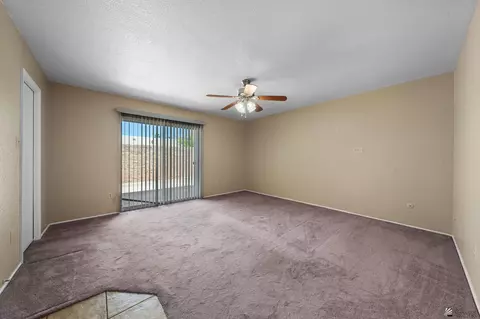 Living - 1420 E Sunset Ct, Yuma, AZ 85364 photo 4 of 4