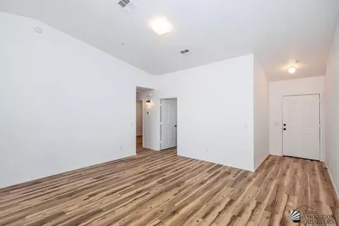 Living - 7409 E 39 Pl, Yuma, AZ 85365 photo 1 of 2