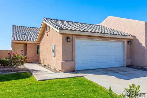 Exterior - 7409 E 39 Pl, Yuma, AZ 85365 photo 2 of 5