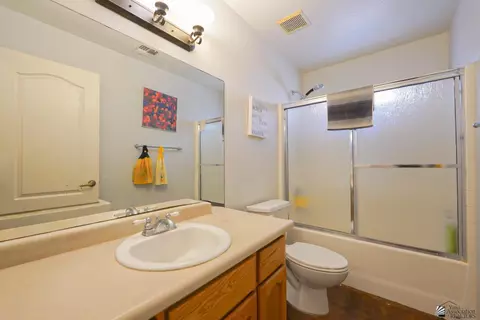 Bath - 8395 E Topeka Pl, Yuma, AZ 85365 photo 5 of 5