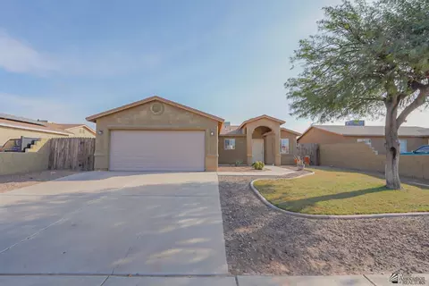 217 E Patricia St, San Luis, AZ 85336