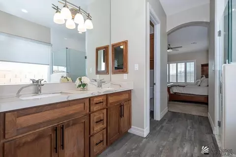 Bath - 14837 E 47 Ln, Yuma, AZ 85367 photo 1 of 3