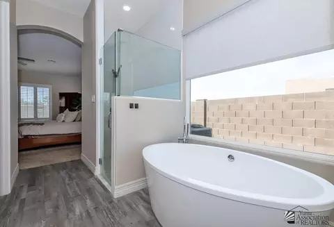 Bath - 14837 E 47 Ln, Yuma, AZ 85367 photo 2 of 3