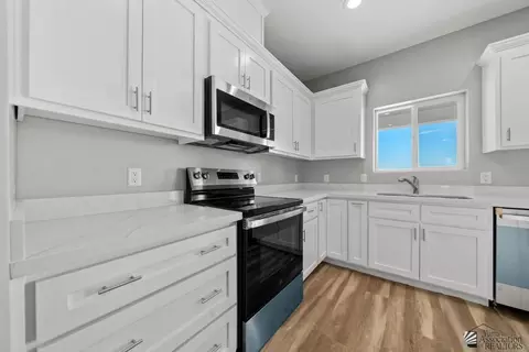 Kitchen - 10535 E 45 Ln, Yuma, AZ 85367 photo 2 of 3