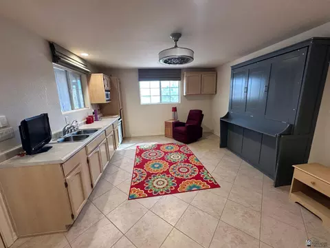 Kitchen - 14452 E 54 St, Yuma, AZ 85367 photo 3 of 4