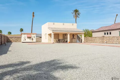 Exterior - 14552 E 48 Dr, Yuma, AZ 85367 photo 6 of 13