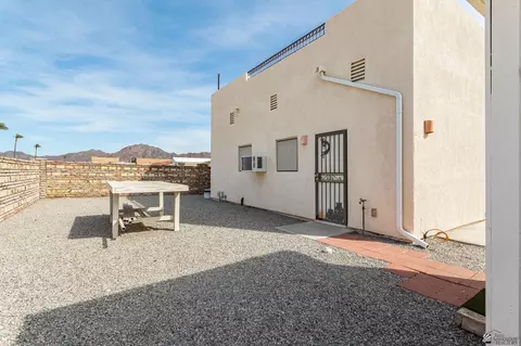 Exterior - 14552 E 48 Dr, Yuma, AZ 85367 photo 10 of 13