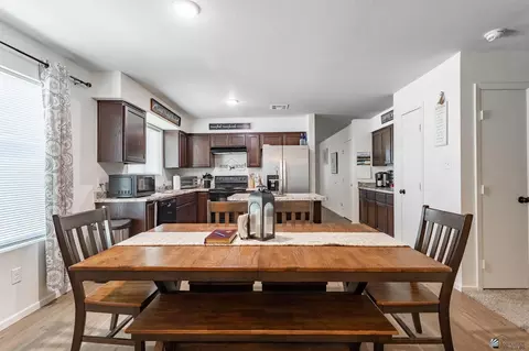 Dining - 7909 E 45 Pl, Yuma, AZ 85365 photo 1 of 1