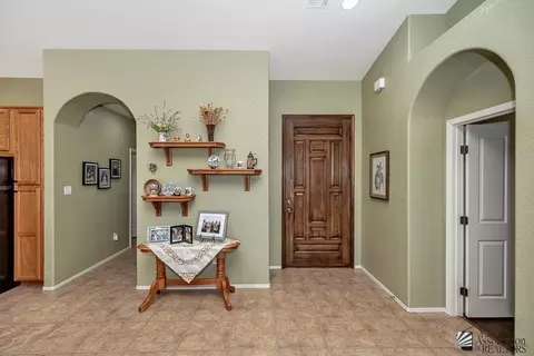 Entry Way - 5866 E 27 Pl, Yuma, AZ 85365 photo 1 of 1