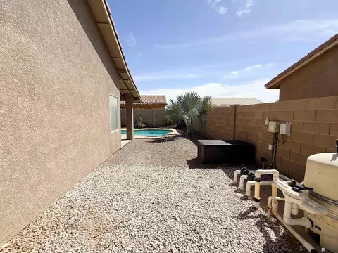 Exterior - 7979 E 37 Pl, Yuma, AZ 85365 photo 7 of 8