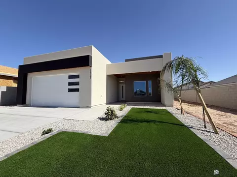 10745 E 45 St, Yuma, AZ 85367