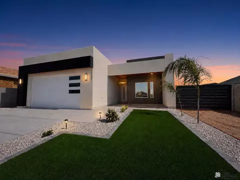10745 E 45 St, Yuma, AZ 85367
