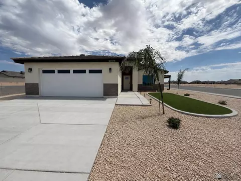 10709 E 45 St, Yuma, AZ 85367