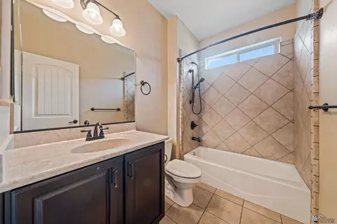 Bath - 7943 E 36 Ln, Yuma, AZ 85365 photo 4 of 4