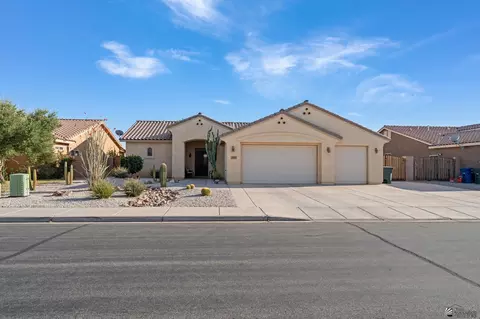 Exterior - 7943 E 36 Ln, Yuma, AZ 85365 photo 4 of 8