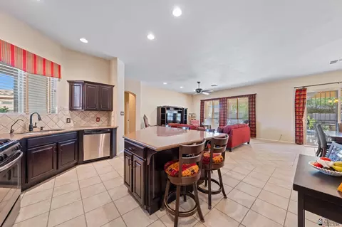 Kitchen - 7943 E 36 Ln, Yuma, AZ 85365 photo 2 of 2
