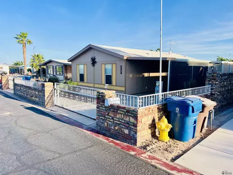 1419 W Jennifer Ln, Yuma, AZ 85365