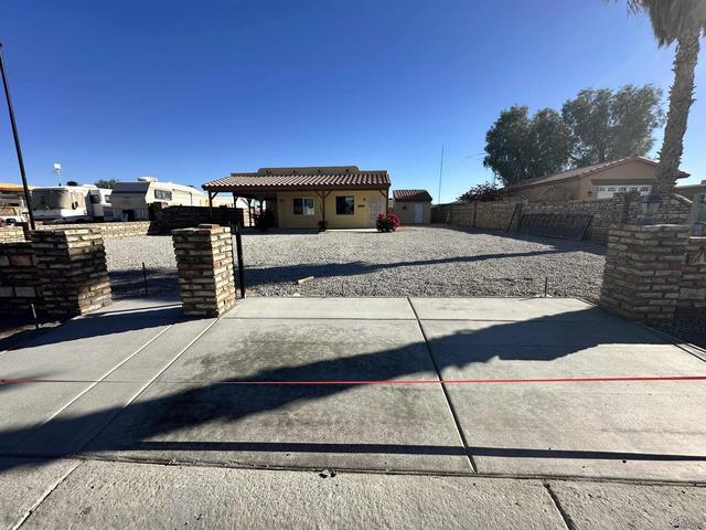 13727 E 49 St, Yuma, AZ 85367