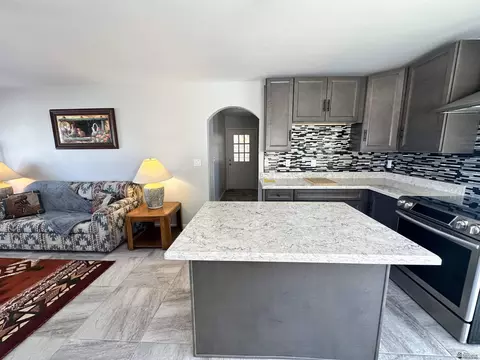 Kitchen - 13727 E 49 St, Yuma, AZ 85367 photo 3 of 7