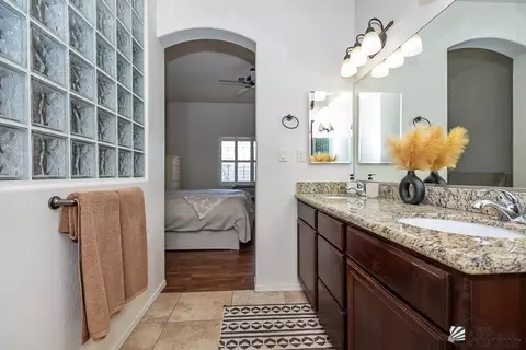 Bath - 7955 E 38 St, Yuma, AZ 85365 photo 3 of 5