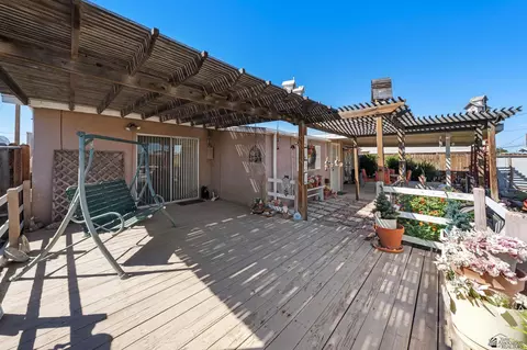 Exterior - 2070 E 25 Pl, Yuma, AZ 85364 photo 3 of 12
